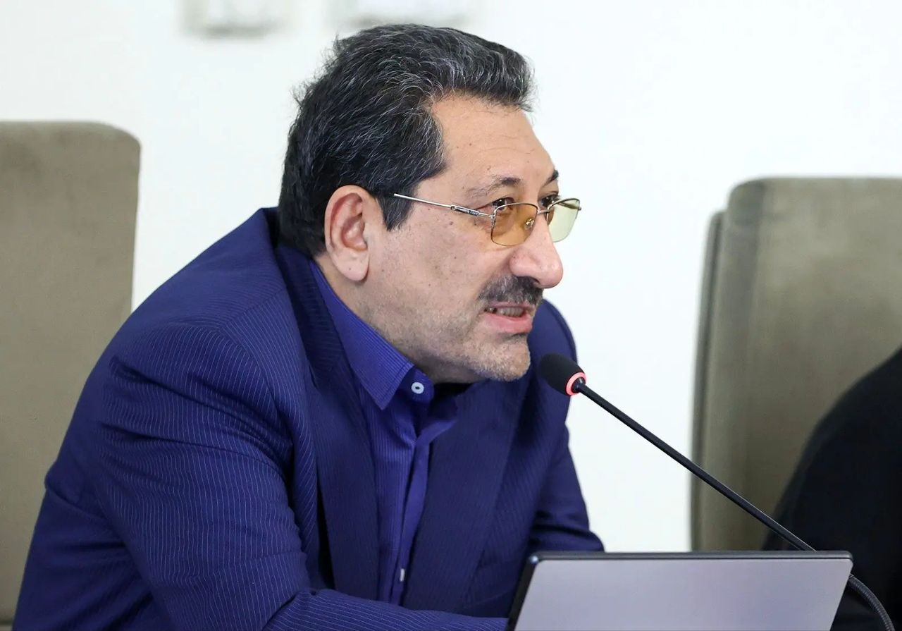 وزیر صمت: قیمت‌های جدید خودرو با نظر شورای رقابت، سازمان حمایت و ستاد تنظیم بازار، تعیین و به برای ابلاغ به وزارت صمت تحویل داده شد