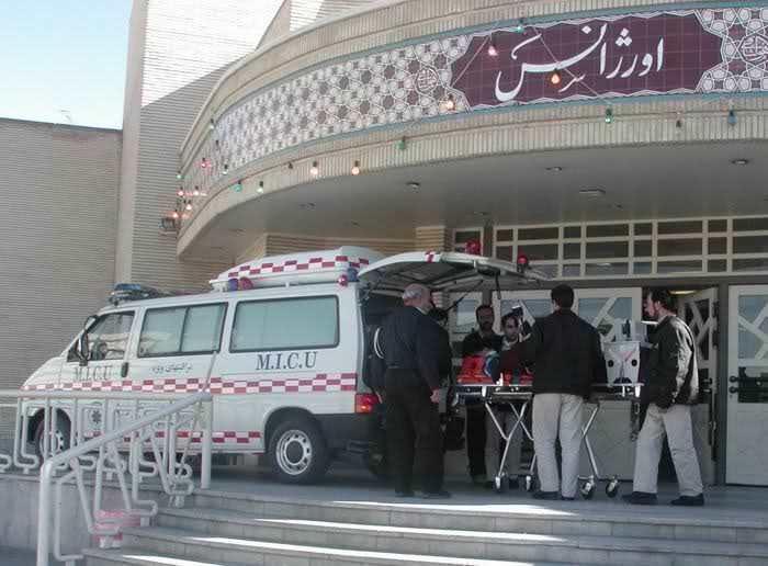 مسمومیت ۳۱ نفر با مشروبات الکلی تقلبی در دزفول / یک نفر جان باخت / ۵ نفر در بخش مراقبت‌های ویژه بستری هستند