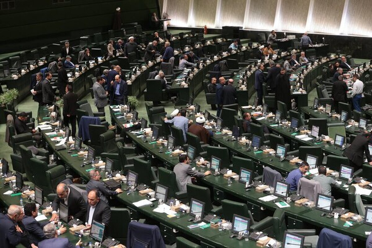 انتقاد تند روزنامه جمهوری اسلامی از مجلس: چرا لایحه ۱۱ماده‌ای دولت را به ۵۷ ماده رساندید؟