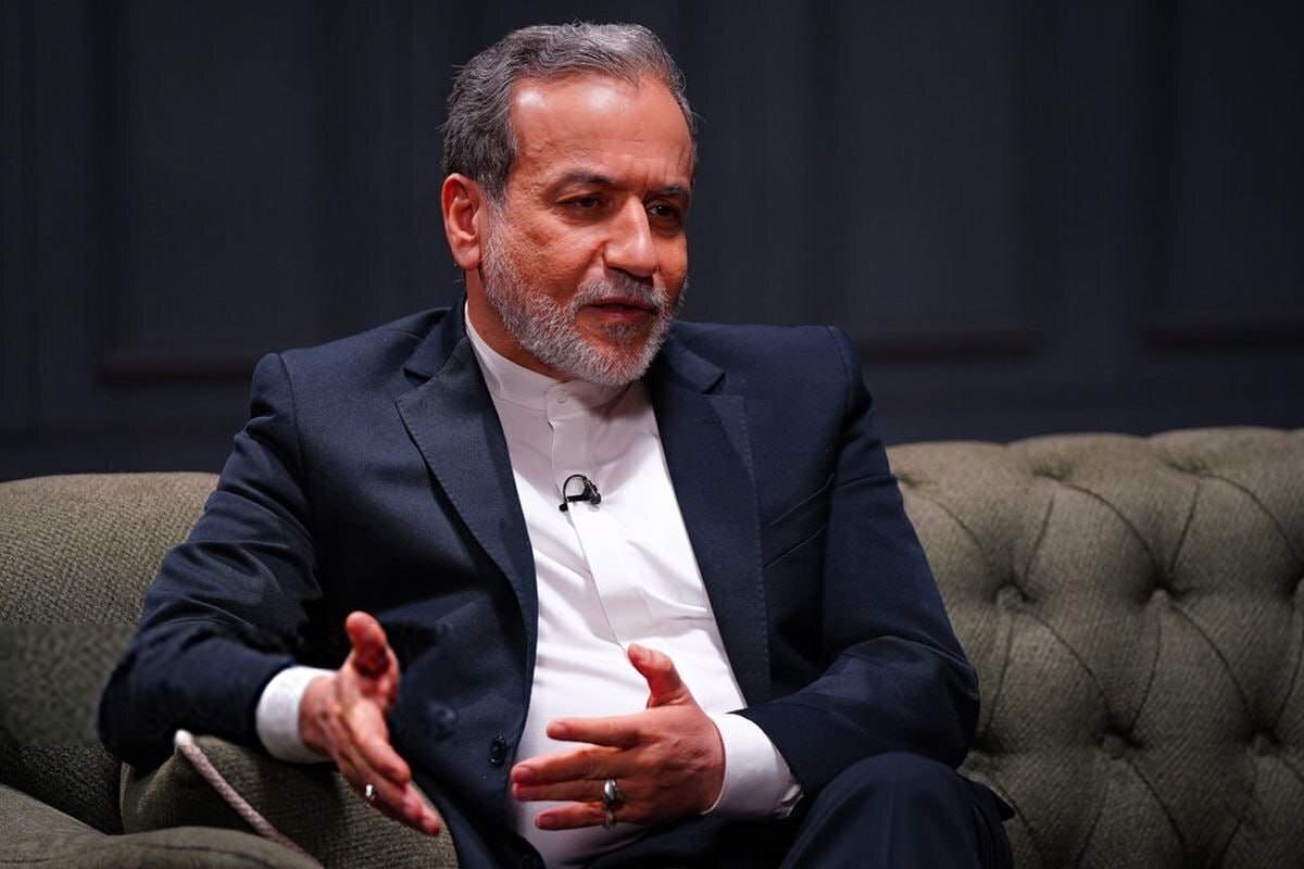 عراقچی: هرگز به غنی سازی ۹۰% نمی‌رویم؛ یک بار تا ۶۰% رفتیم که پس از خرابکاری در تأسیسات هسته‌ای بود