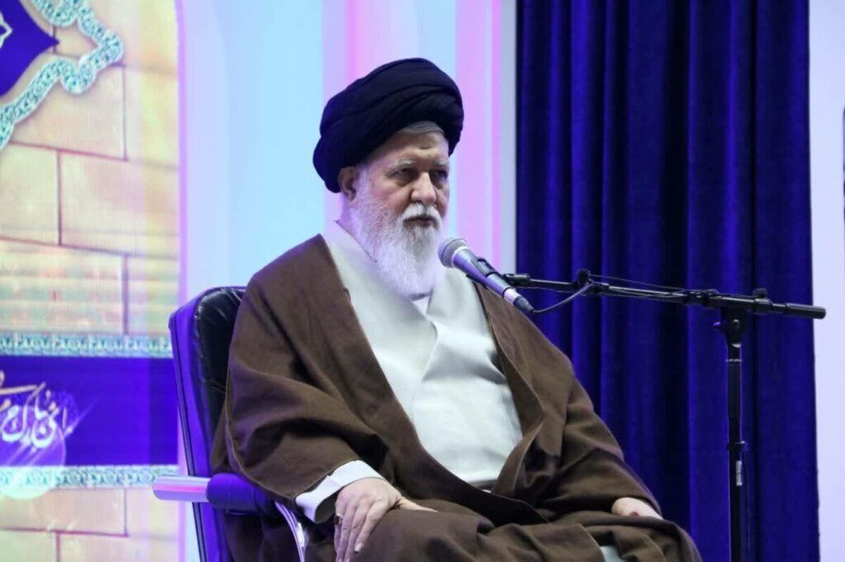 علم‌الهدی: اگر دشمن ایمان را از نسل جوان بگیرد، مردم دیگر پشتیبان نظام دینی نخواهند بود