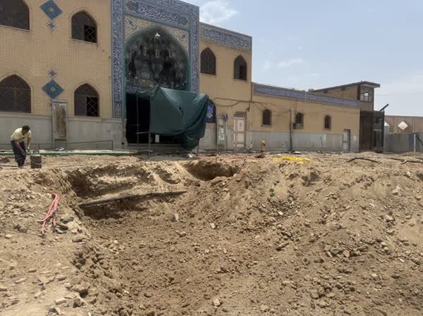فاز یک گذر کمر زرین بدون تخریب اجرا شد