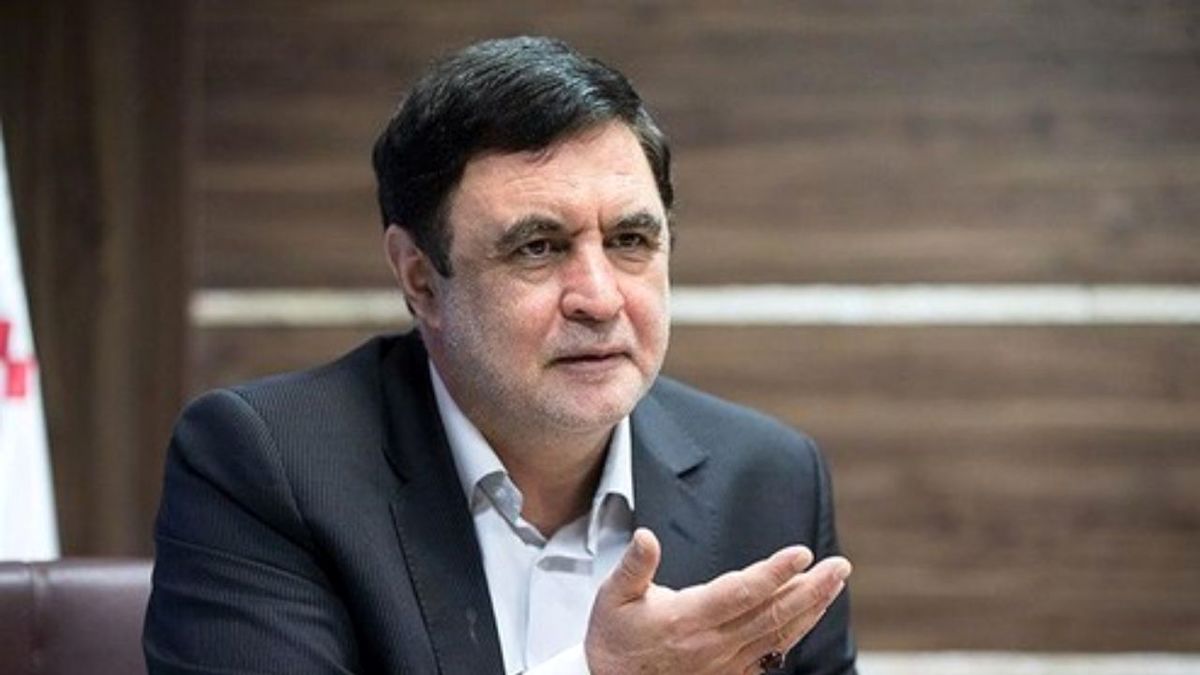 هشدار به سوپر انقلابی‌ها؛ «ای ایران بخوان» نماد آشتی اجتماعی است