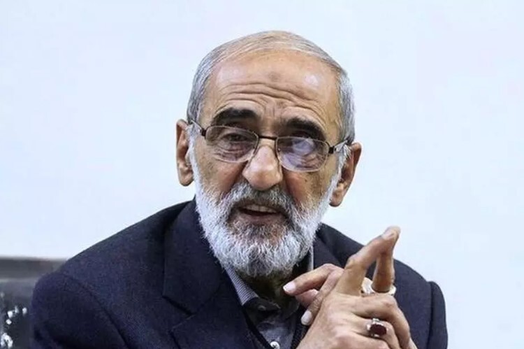 حمله تند کیهان به موسوی و ظریف/ شریعتمداری: اصلاح‌طلبان دنبال تغییر نظام هستند