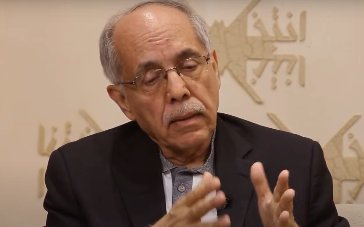کوروش احمدی، دیپلمات پیشین ایران در سازمان ملل: بستن تنگه هرمز بدون تردید در حکم خودکشی است