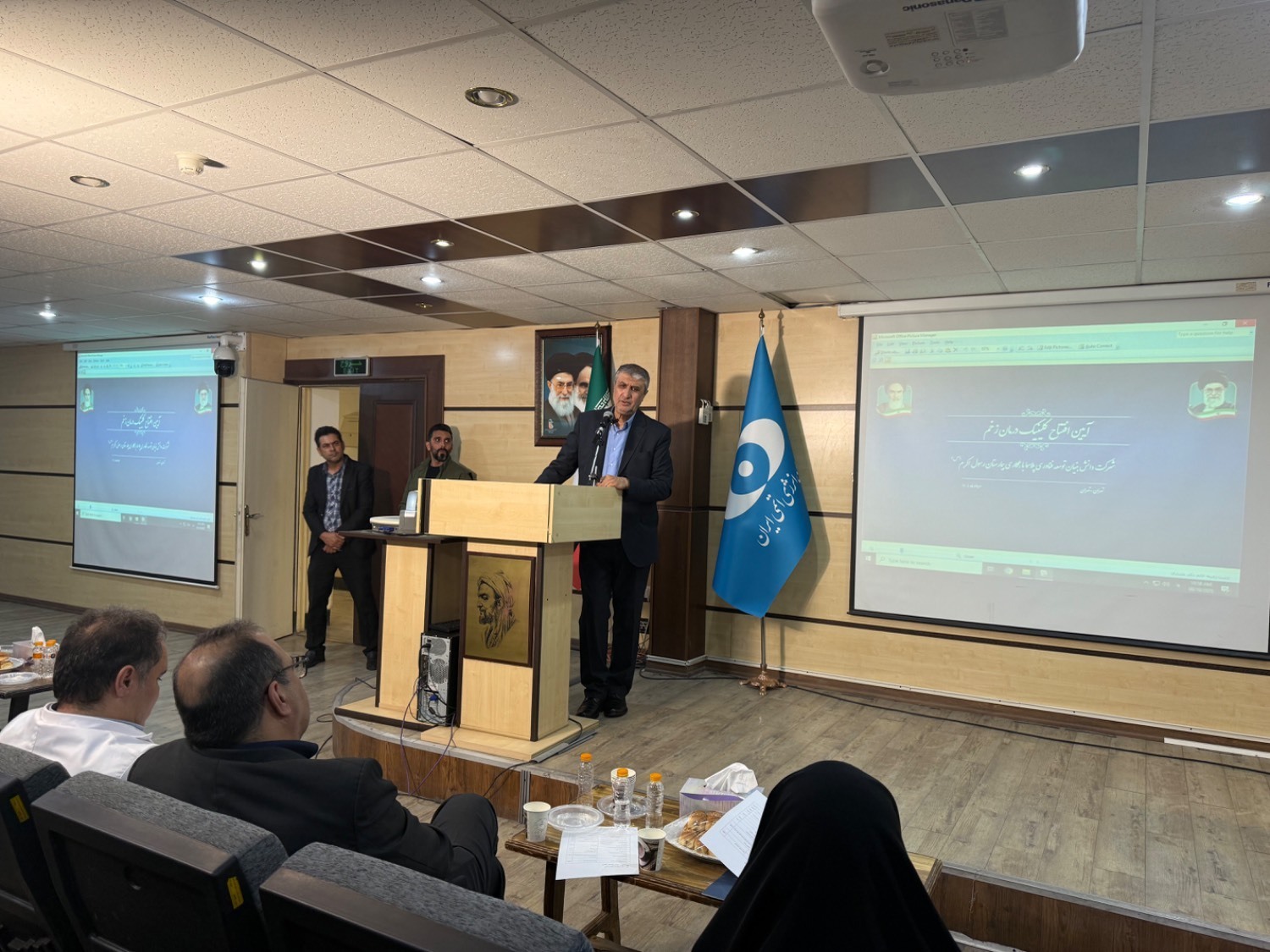 رئیس سازمان انرژی اتمی: دشمن تاب تحمل پیشرفت ایران در مرز دانش را نمی‌پذیرد / ما همواره در مسیر دانش و توسعه فناوری‌های صلح آمیز گام برداشته‌ایم
