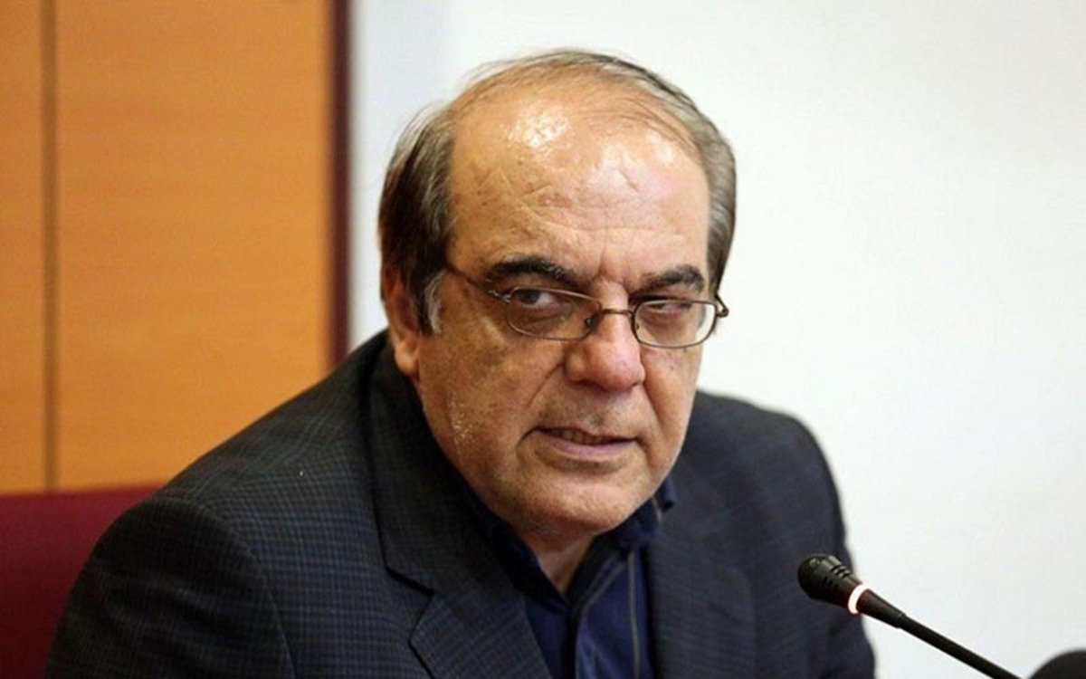 عباس عبدی: تندرو‌ها از رانت قدرت برخوردارند و هیچ مسئولیتی در برابر آنچه می‌گویند نمی‌پذیرند