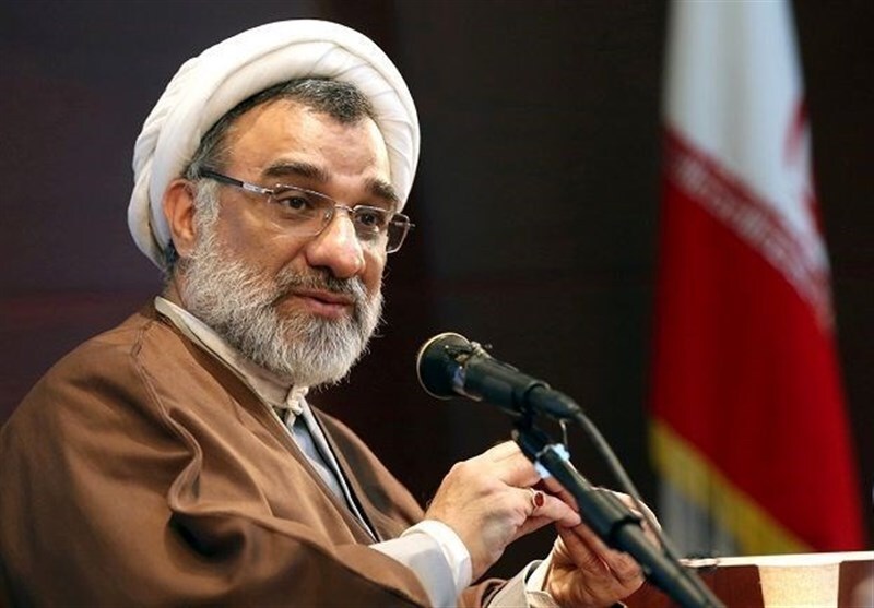 دبیر شورای عالی انقلاب فرهنگی: سهمیه فرزندان هیات علمی از سال گذشته از کنکور حذف شده / شایعات در مورد سهمیه شهدا و ایثارگران صحت ندارد