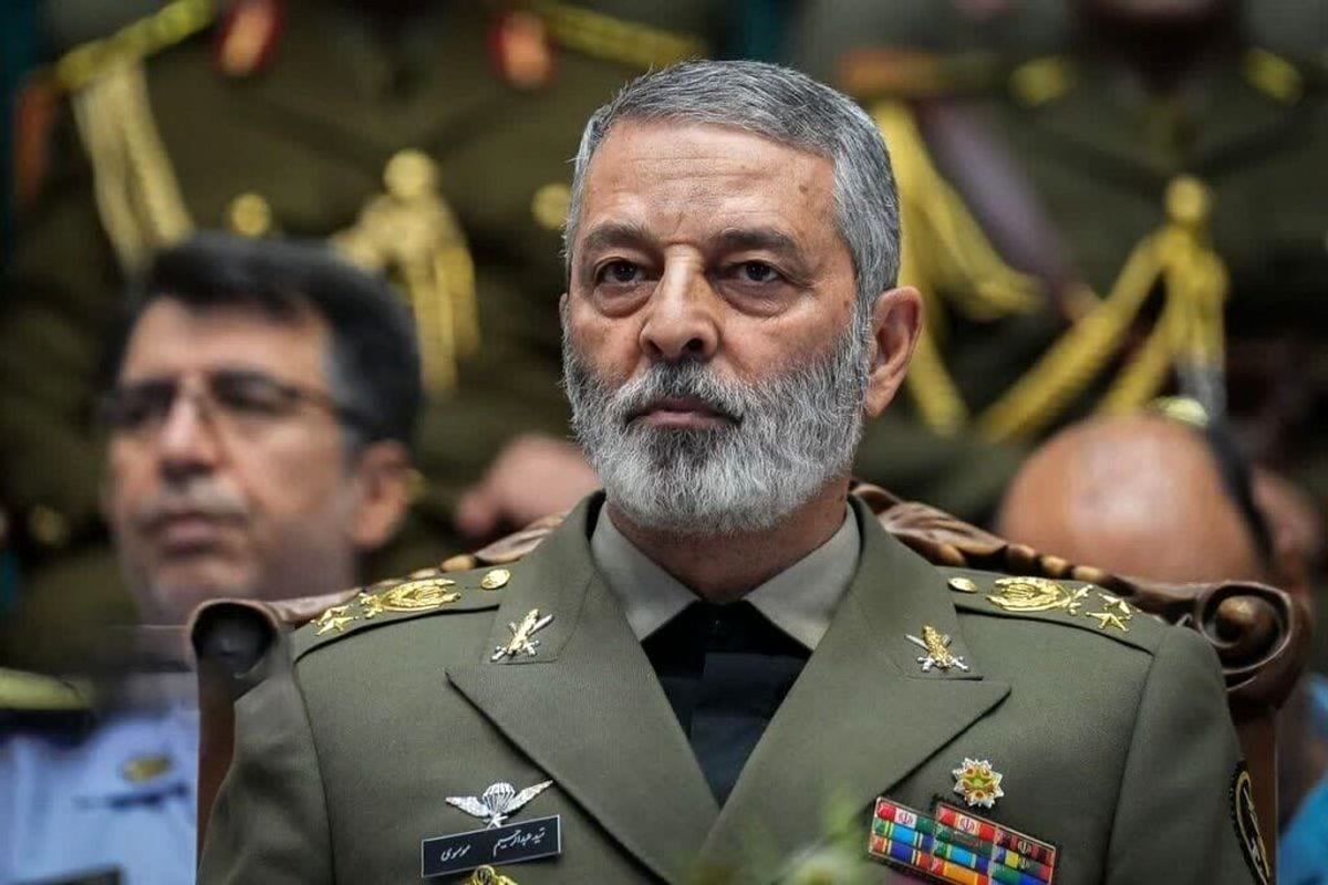 رئیس ستادکل نیروهای مسلح: تنها راه امن ماندن ایران روزآمدسازی سامانه ها و ارتقای قدرت دفاعی است