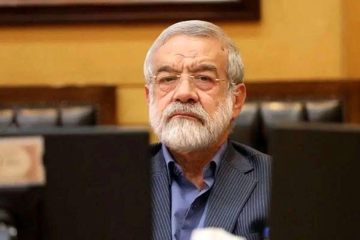 نماینده مجلس: پس از تأکید رهبر انقلاب درباره قطع شریان‌های اقتصادی رژیم صهیونیستی، باید دید که دولت پزشکیان عدم اجازه برای کمک به صهیونیست‌ها از طریق تنگه هرمز و خلیج فارس را اجرا می‌کند یا نه؟
