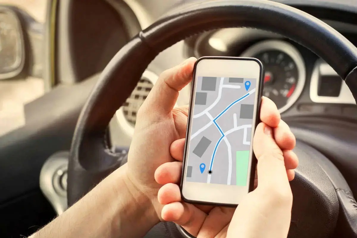 هشدار بنیان‌گذار دیوار: اختلال GPS سالانه یک میلیارد دلار به اقتصاد ایران زیان می‌رساند