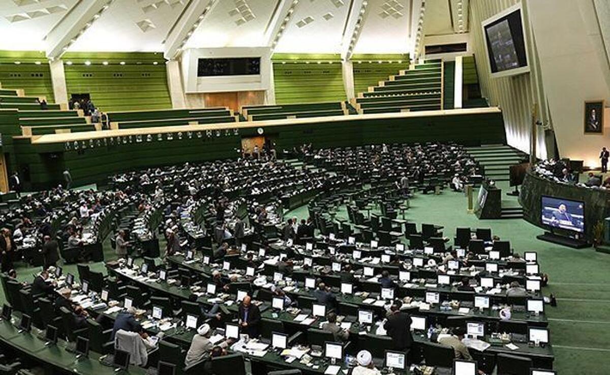 احتمال بررسی ۳ فوریتی خروج ایران از NPT در صحن مجلس