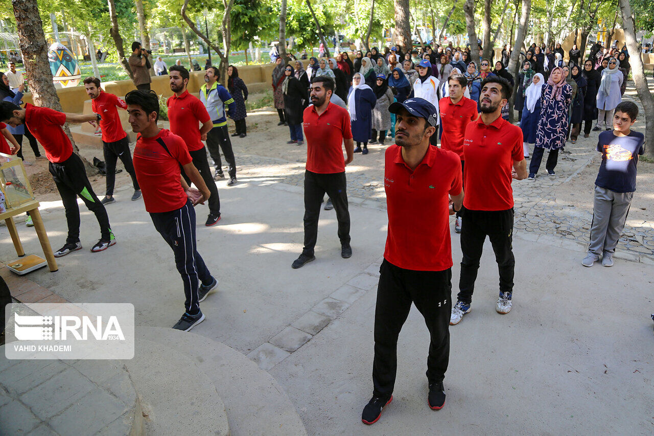 جامعه ایرانی تنها ۱۳ دقیقه در روز ورزش می‌کنند