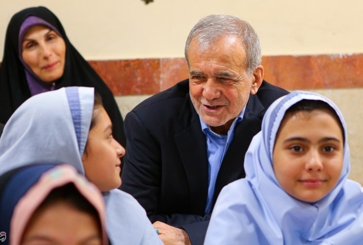 وزیر آموزش و پرورش: زنگ آغاز سال تحصیلی ۸ صبح اول مهر با حضور رئیس جمهور در سطح مدارس نواخته می‌شود