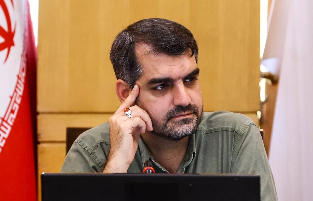 منان رئیسی، نماینده مجلس: افزایش نرخ ارز مستقیماً بر قیمت کالاهای اساسی تأثیر می‌گذارد