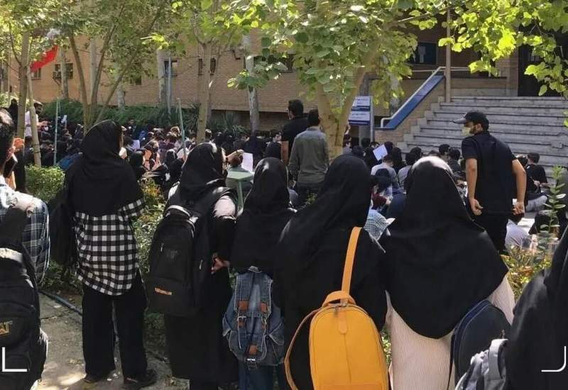 معاون وزیر علوم: پرونده‌های مربوط به اعتراضات سال ۱۴۰۱ بسته شده؛ کسانی که از دانشگاه اخراج شده و از تحصیل محروم شدند ۳۰۰ نفر بودند که همه بازگشته‌اند