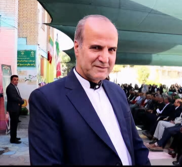 سال تحصیلی جدید در گلپایگان با حضور ۱۷ هزار دانش‌آموز آغاز شد
