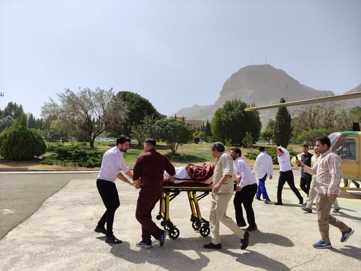 جزئیات امدادرسانی به حادثه واژگونی اتوبوس در محور نائین اعلام شد