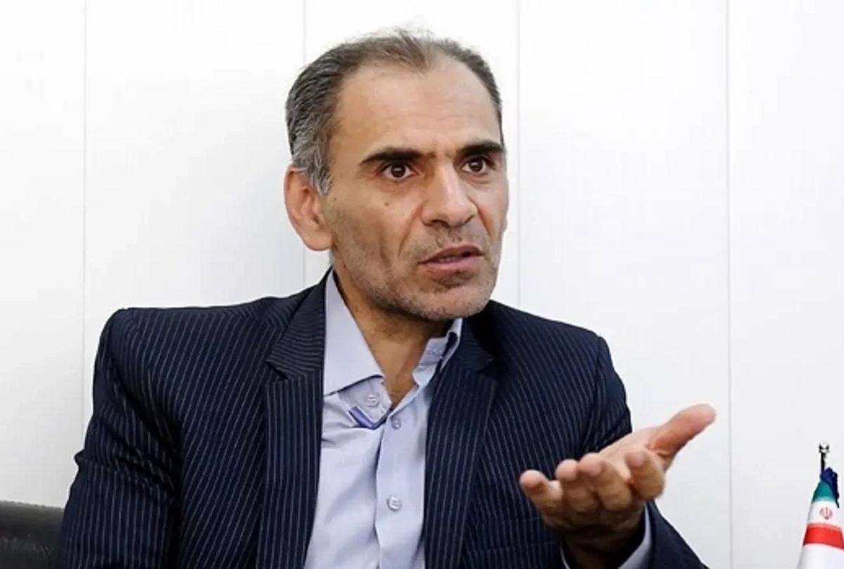 کامران ندری: فَرزین توانی برای کنترل نرخ ارز ندارد