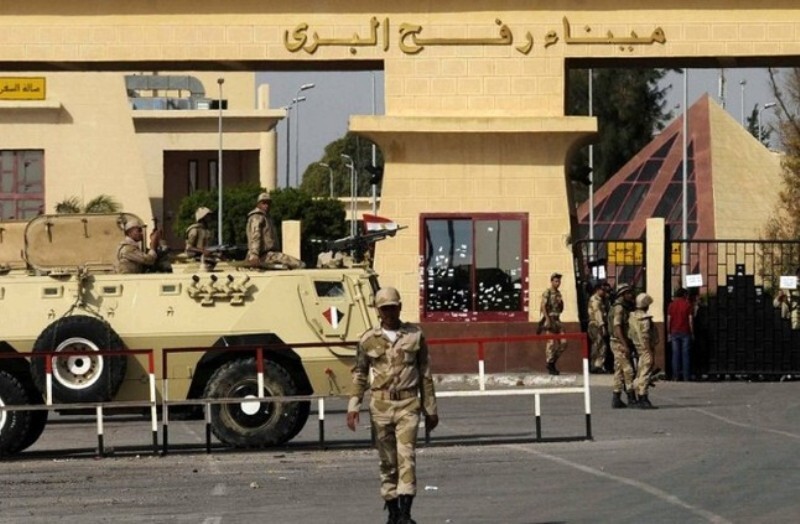 پس از بازگرداندن پیکر چهار اسیر اسرائیلی، تل آویو تصمیم گرفت گذرگاه رفح را باز کند و امروز ۶۰۰ کامیون کمک‌های بشردوستانه به غزه وارد شود