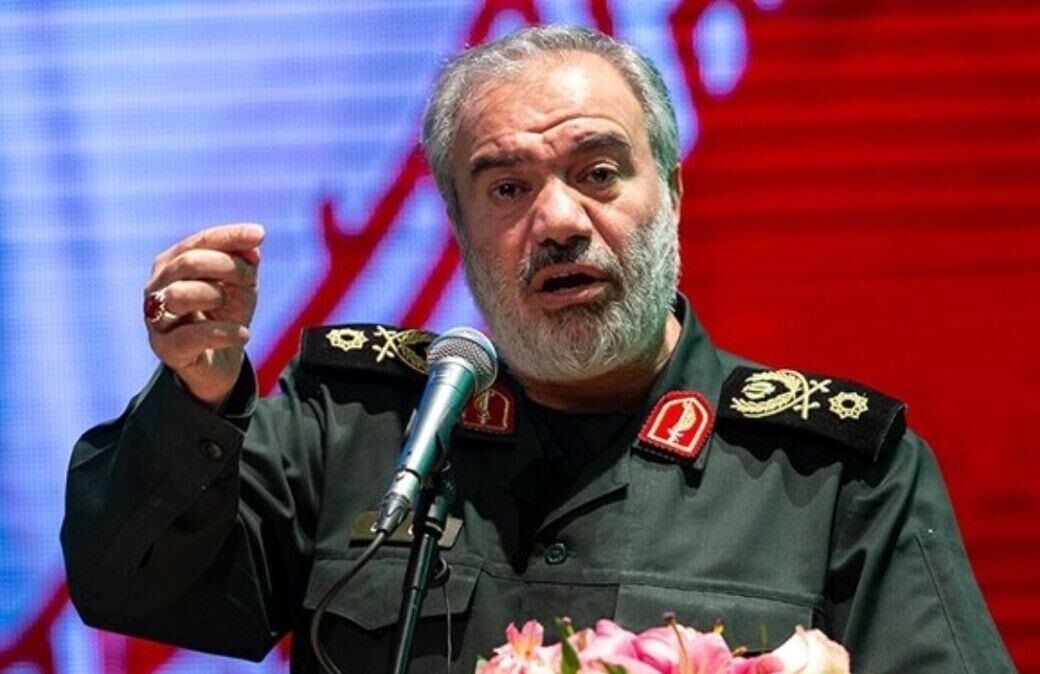 جانشین فرمانده سپاه: خانم‌ها متوجه باشند که حجاب دستور خود خداست؛ نباید با شیطان همراهی کرد / شیطان بعدا می‌گوید «به من ربطی نداشت، می‌خواستید بی‌حجاب نشوید»