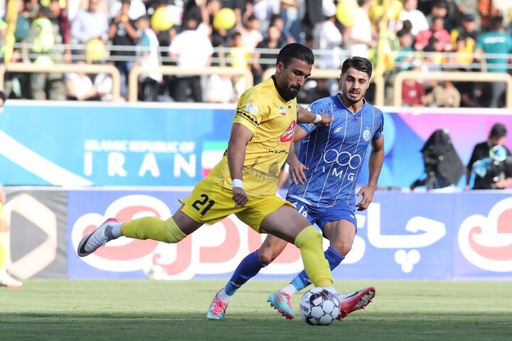 استقلال از شیراز به صدر جـدول صعود کرد