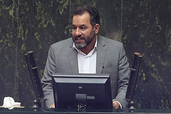 بانکی‌پور، نماینده مجلس: روسای قوا هرچه زودتر قانون ترویج حجاب و عفاف را ابلاغ کنند