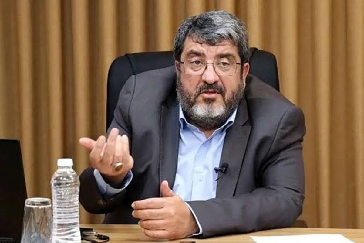 فؤاد ایزدی: روسیه ۲۶ مهر به نفع ایران سورپرایز بزرگ رو می‌کند