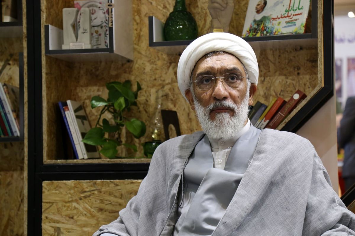 مصطفی پورمحمدی: بخشی از جامعه ایران، سکولار و لیبرال است