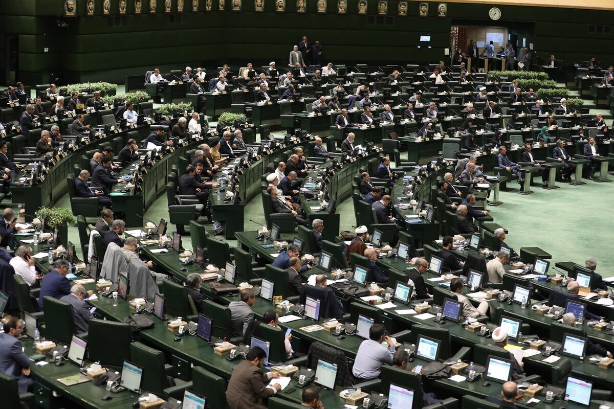 ۶۳ نماینده مجلس خواهان بستن تنگه هرمز شدند