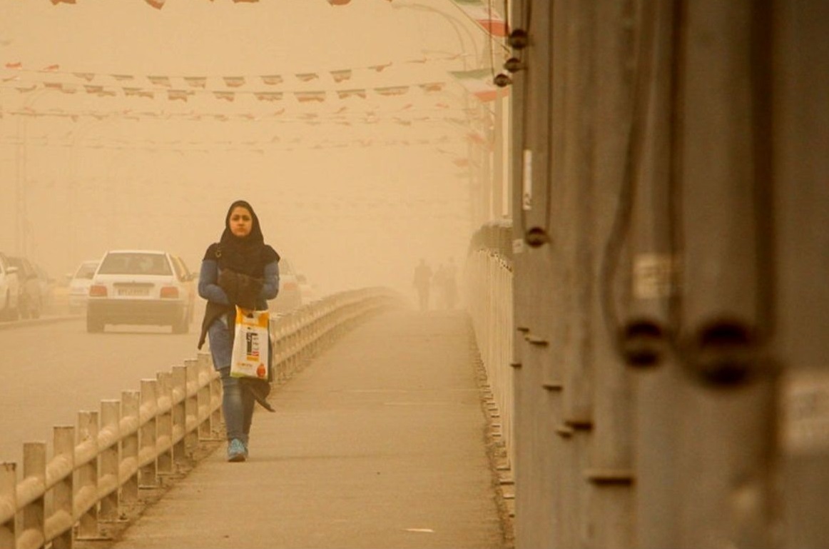 آلودگی ۱۱ شهر خوزستان / سوسنگرد و هویزه در وضعیت بنفش / اهواز، شوشتر، کوت عبدالله و خرمشهر در وضعیت قرمز