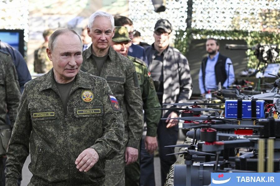 روزنامه نگار آلمانی: مساحت تحت کنترل اوکراین در ماه اکتبر ۵۸۶ کیلومتر مربع دیگر کاهش یافته / اوکراین در حال حرکت به‌سوی یک شکست راهبردی در برابر نیروی مهاجم روسیه است