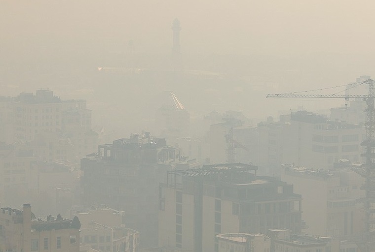 هوای تهران همچنان قرمز / منطقه ۱۹ آلوده‌ترین نقطه پایتخت