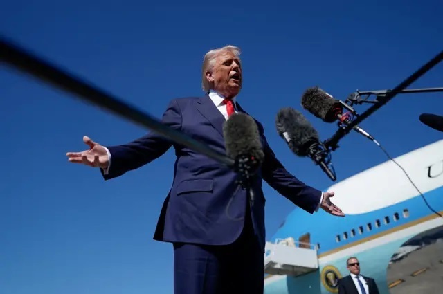 ترامپ حریم هوایی ونزوئلا و اطراف آن را «بسته» اعلام کرد