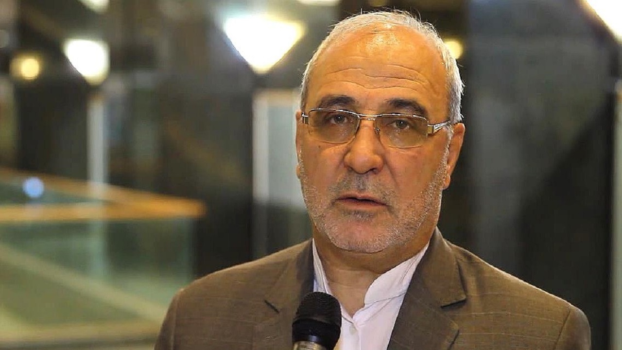 حاجی‌دلیگانی: نرخ بنزین سهمیه‌ای تغییر نمی‌کند