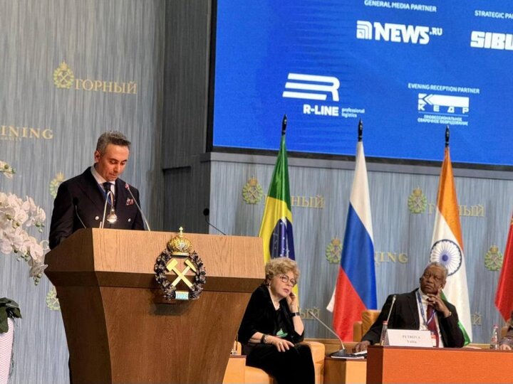 حضور نماینده شهرک سلامت اصفهان در هفتمین فروم شهرهای بریکس در روسیه