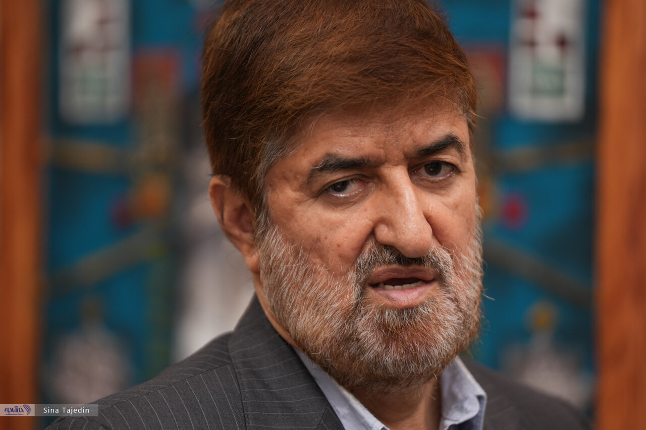 علی مطهری: تسخیر سفارت آمریکا و گروگان‌گیری، آسیب زیادی به انقلاب اسلامی وارد کرد