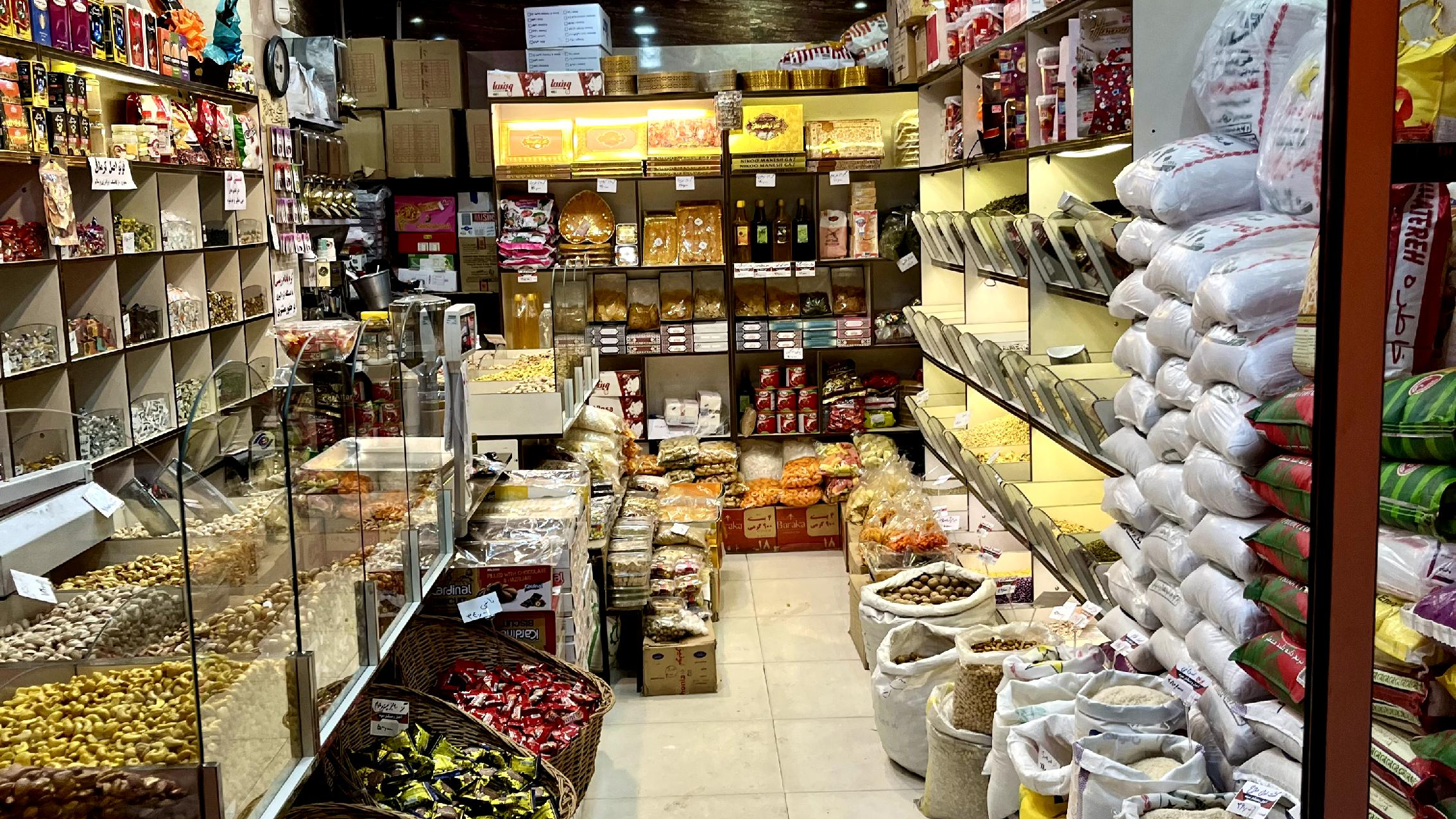 مشکل اصلی کمبود برنج کندی در جذب و انتقال محموله‌ها به استان‌هاست