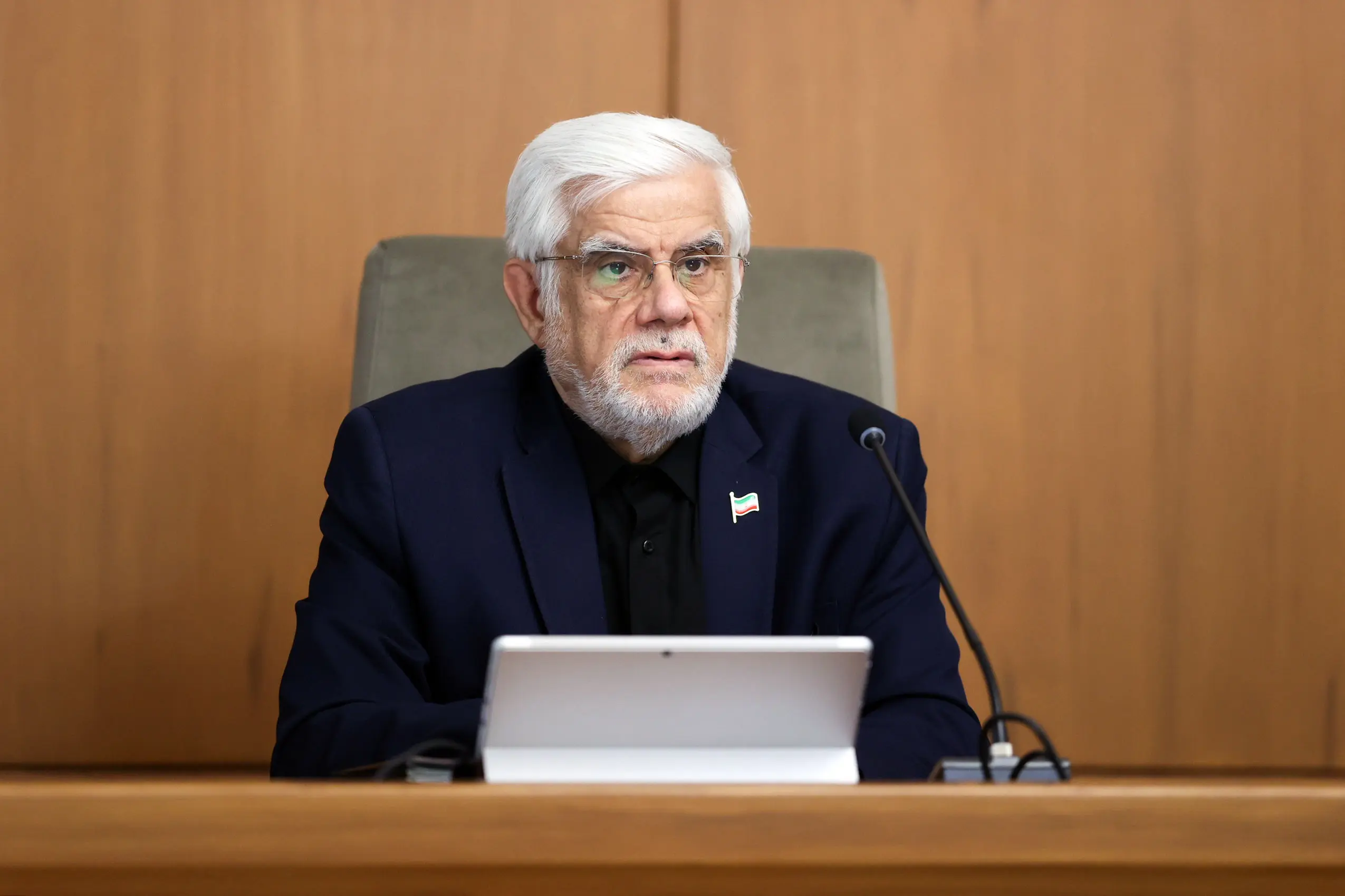 عارف: هوش مصنوعی در همه خدمات کشور باید جایگاه خود را پیدا کند