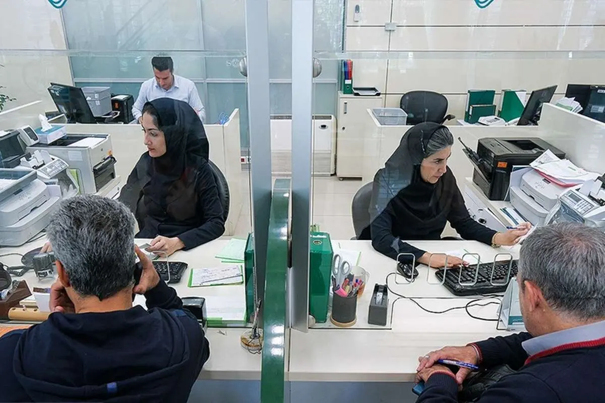 ساعت کار ادارات و بانک های سراسر کشور از اول دی ماه تغییر میکند