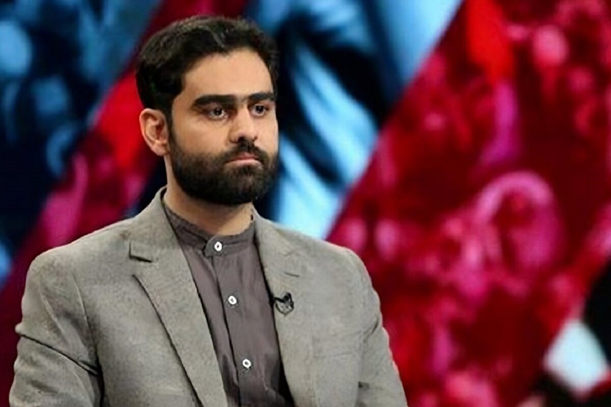 حمله ثابتی به تسنیم: از این خبرگزاری که معلوم است بودجه‌اش از کجا می‌آید انتظار حقیقت گویی نمی‌رود! این‌ها رسانه زیاد دارند و پول پاشی می‌کنند