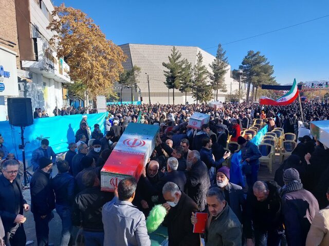 روزنامه اصولگرا: بعد از جنگ ۱۲ روزه رادیکال‌ها جای خدا نشسته‌اند و برای شهدای این جنگ تعیین تکلیف می‌کنند