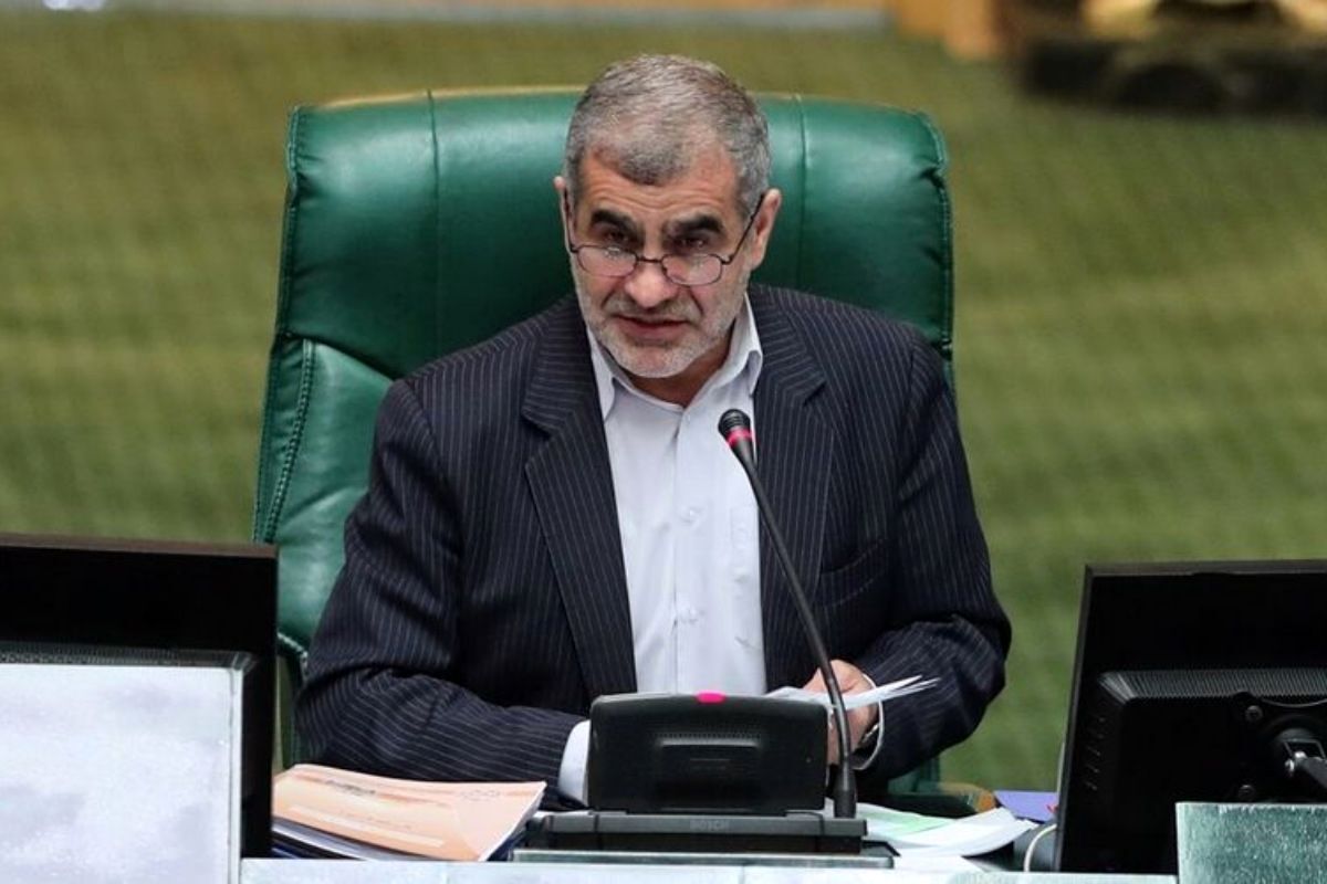نماینده مجلس: مبادا با اظهارات دیروز قالیباف وزرا احساس کنند حاشیه امنی پیدا کرده‌اند و در مجلس استیضاح نمی‌شوند / نایب رئیس مجلس: استیضاح از دستور کار مجلس خارج نشده است