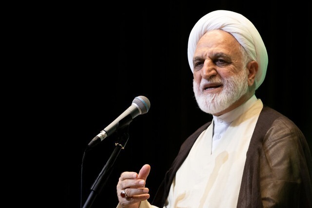 رئیس قوه قضائیه: جمع‌آوری اطلاعات از افراد و بردن و فرد و خانواده او زیر چتر اطلاعاتی برخلاف موازین شرعی و قانونی است