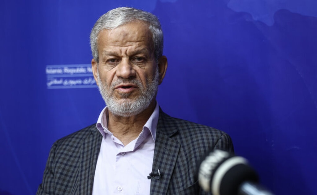 سخنگوی جبهه پایداری: اگر بی‌حجابی نهادینه شود، حتی موشک‌ها هم نمی‌توانند جمهوری اسلامی را حفظ کنند / مخالفت با قانون حجاب «پروژه مهندسی‌شده دشمن» است