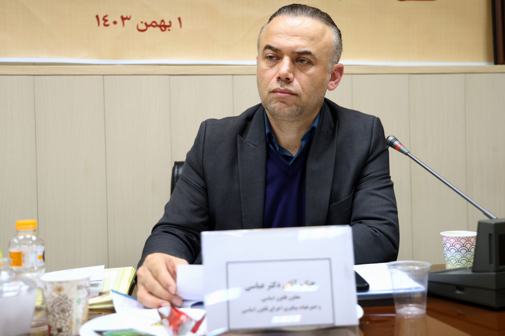 معاون قانون اساسی پزشکیان: سیم‌کارت یا کارت ملی برخی اشخاص را مسدود می‌کنند، کجای قانون این محرومیت اجتماعی برای اشخاص در نظر گرفته شده؟