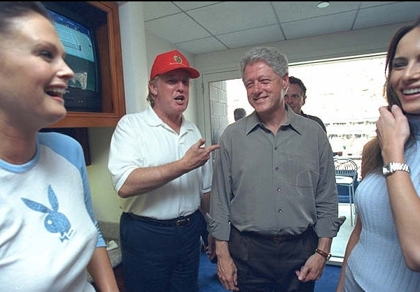 وزارت دادگستری آمریکا ۱۰۰ هزار صفحه از اسناد جفری اپستین را منتشر کرد