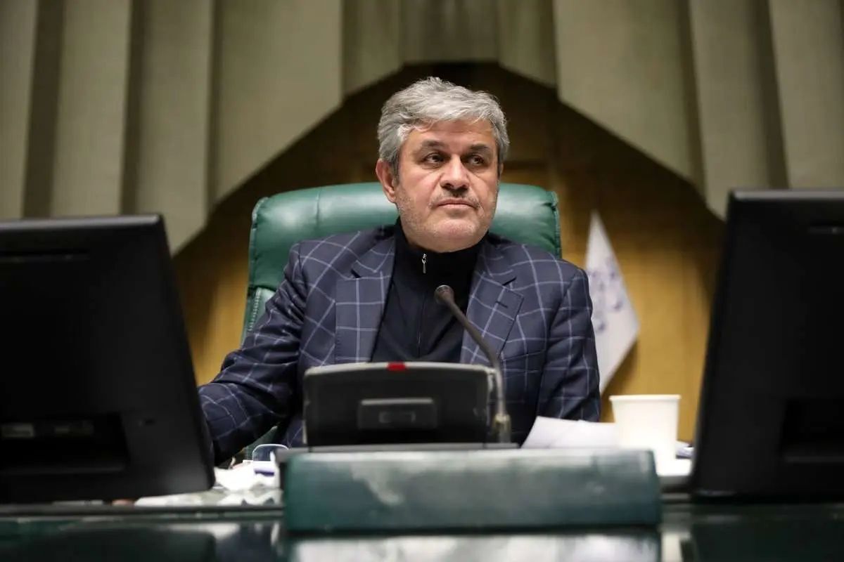 تاجگردون، نماینده مجلس: وام ازدواج و فرزندآوری در بودجه سال آینده حذف نشده است