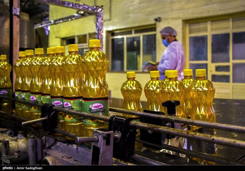 قیمت روغن دو برابر شد/ رئیس اتحادیه سوپرمارکت داران تهران؛ قیمت روغن در بازار به دلیل کاهش عرضه افزایش چشمگیر پیدا کرده است