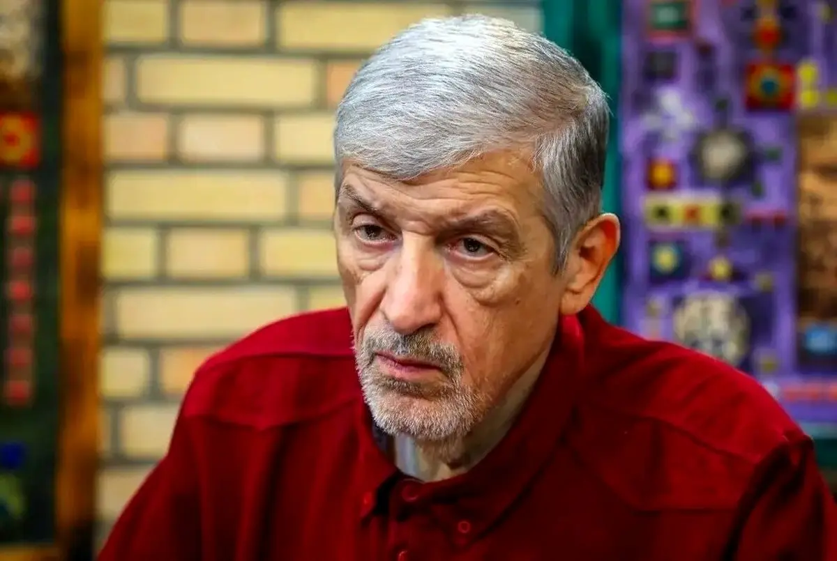 منصور حقیقت‌پور: تندروهای اصلاح‌طلب و اصولگرا به دولت حمله می‌کنند